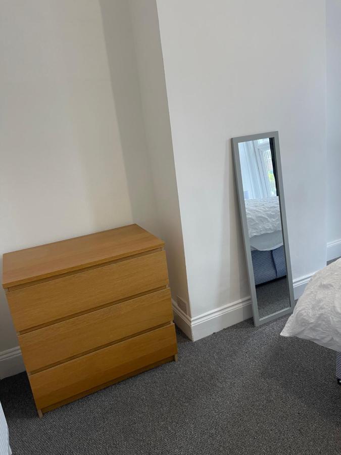 Lovely Room In Bristol 5 Екстер'єр фото